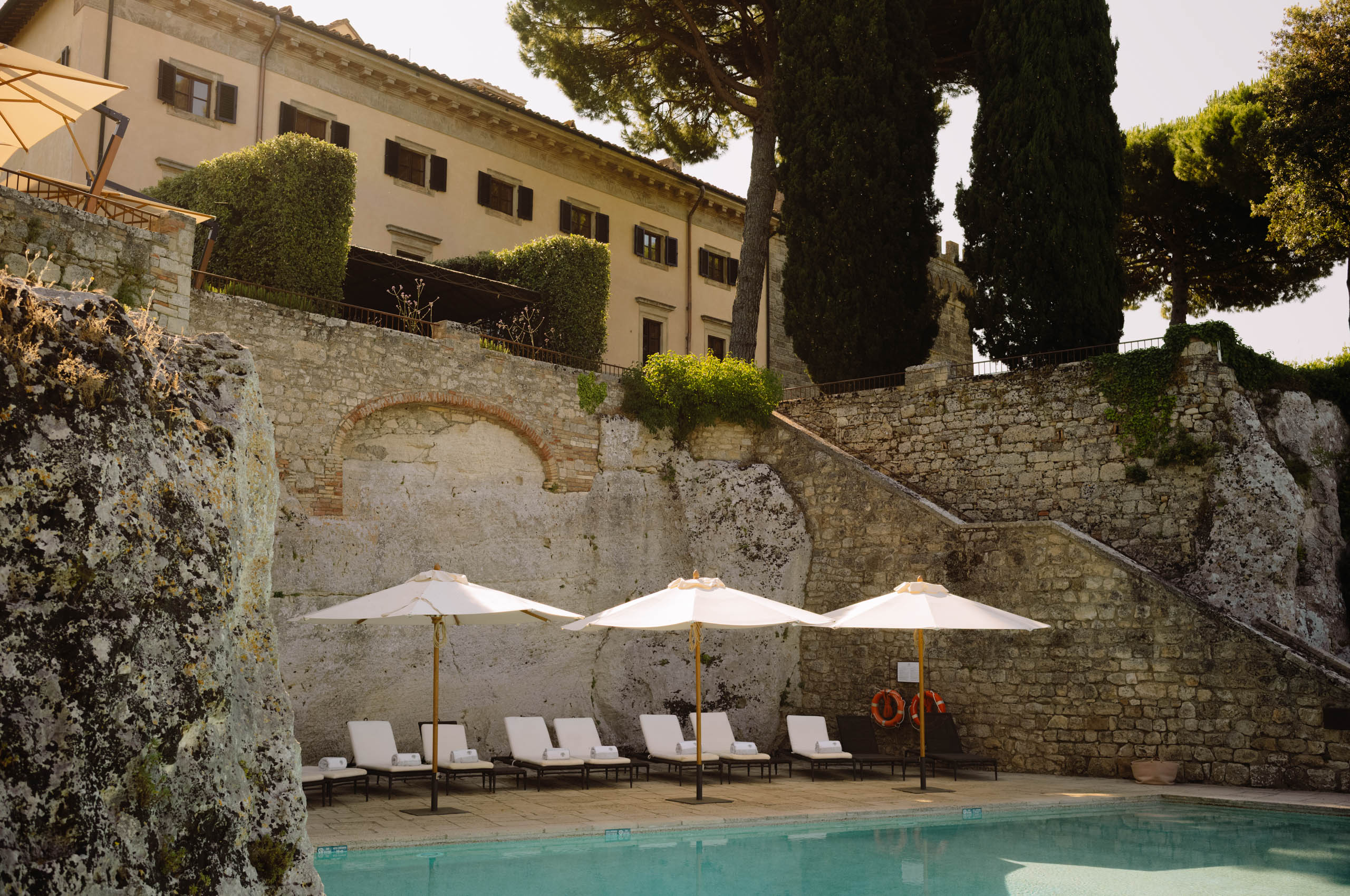 Borgo Pignano Luxury Hotel Tuscany L1004857