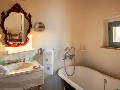 Borgo Pignano Luxury Hotel Tuscany Granaio 6