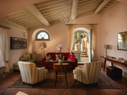 Borgo Pignano Luxury Hotel Tuscany Villa Cusignano Salone 6