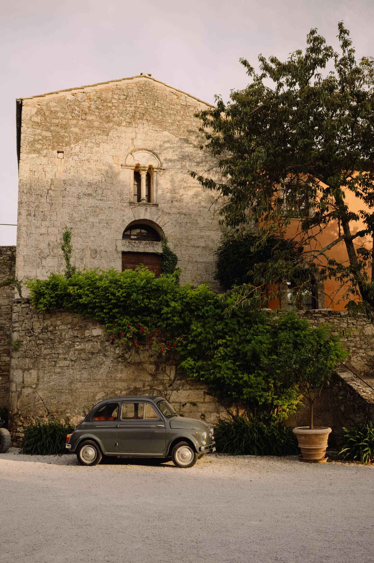 Borgo Pignano Luxury Hotel Tuscany L1004136