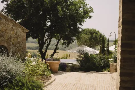 Borgo Pignano Luxury Hotel Tuscany L1008816