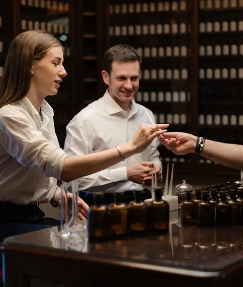 Borgo Pignano Luxury Hotel Florence Esperienze Private Bar Parfums 01