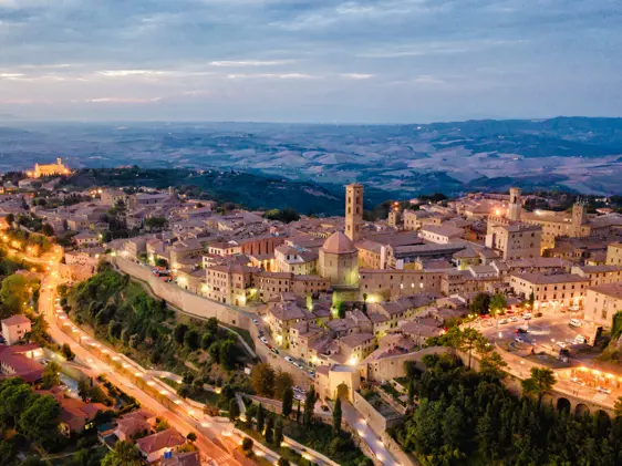 Baorgo Pignano Tuscany Is 1048641708