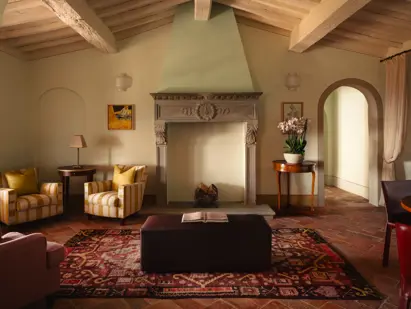 Borgo Pignano Luxury Hotel Tuscany Villa Cusignano Salone 1