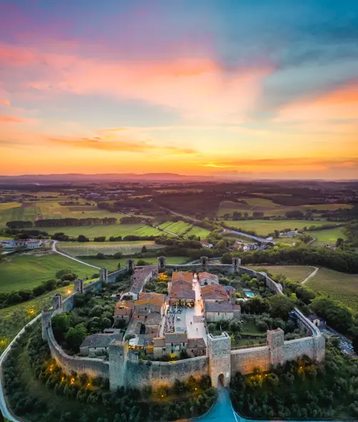 Baorgo Pignano Tuscany Is 2205923618